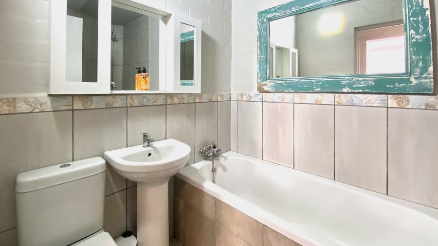 2 Bedroom Property for Sale in Dwarskersbos Western Cape